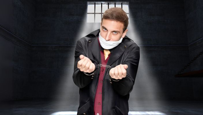 Capa da publicação Humor sob julgamento: Léo Lins, expressão e crime