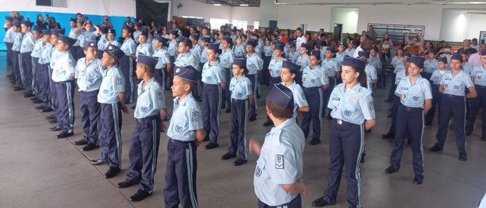 Capa da publicação Escolas cívico-militares: quem julga é STF ou TJSP?