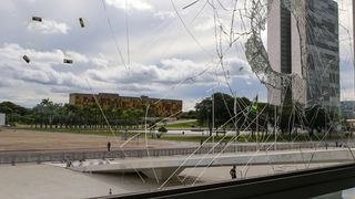 Imagem de capa da categoria PL 2858 (anistia para golpistas)