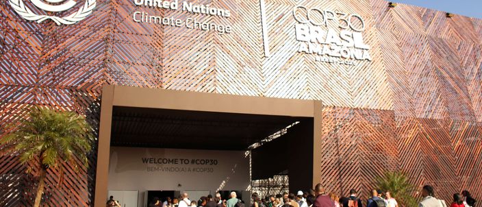 Capa da publicação COP30: Justiça climática exige enforcement