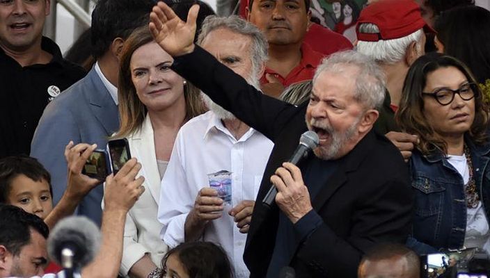 Capa da publicação Lula enquadrado na Lei de Segurança Nacional: é cabível?