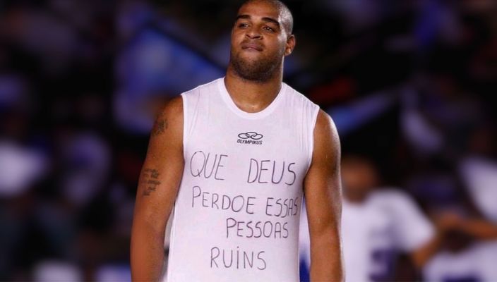 Capa da publicação Religião e futebol: limites da manifestação em campo