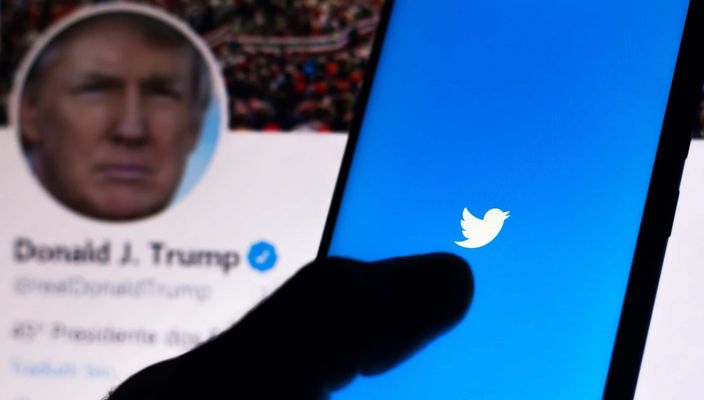 Capa da publicação A exclusão da conta de Trump no Twitter e o caráter relativo da liberdade de expressão