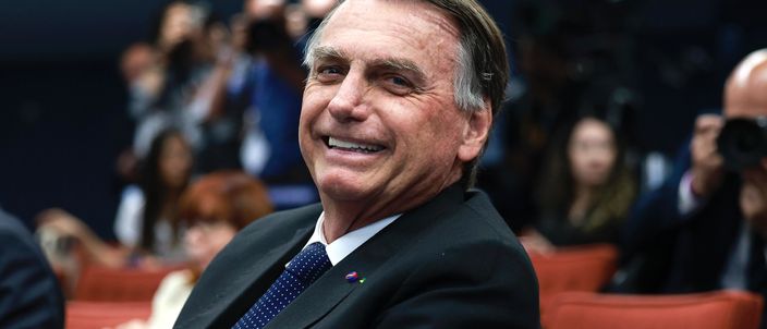 Capa da publicação Golpe de Estado no STF: controvérsias