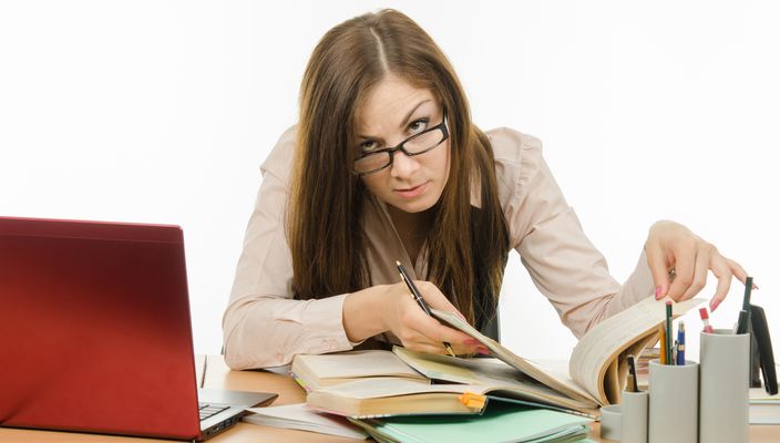 Capa da publicação Como montar uma tese de doutorado