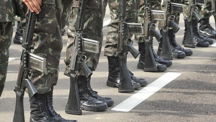 Capa da publicação Militares na previdência social: medida inconstitucional?