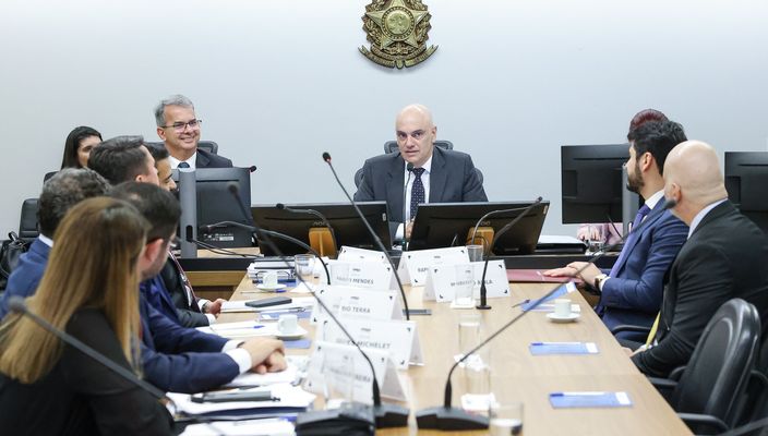 Capa da publicação Suspensão do IOF: quando o STF perde a neutralidade