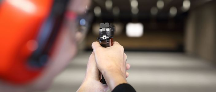 Capa da publicação Porte de arma para mulher vítima de violência doméstica