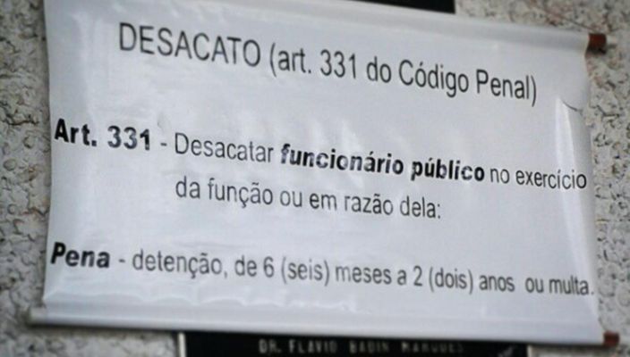 Capa da publicação Crime de desacato: aspectos legais