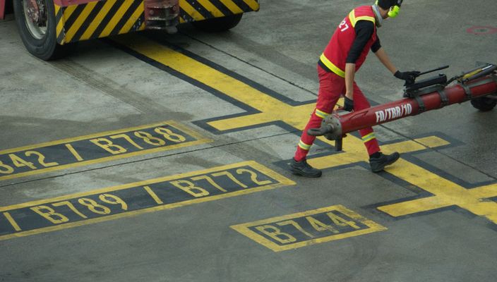 Capa da publicação Fortuito interno não paralisa ações contra aéreas