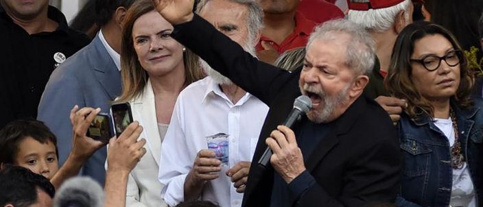 Capa da publicação Lula enquadrado na Lei de Segurança Nacional: é cabível?