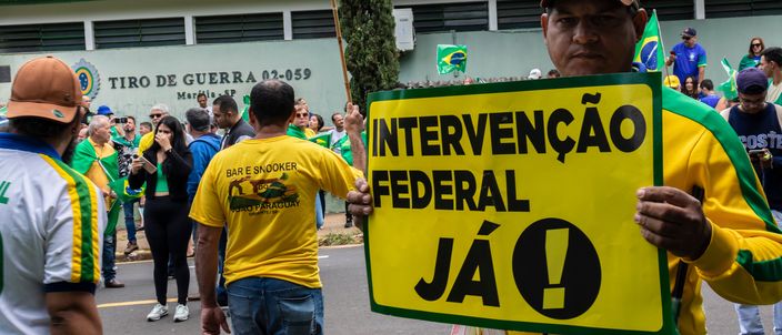 Capa da publicação Intervenção das Forças Armadas no Brasil: hermenêutica constitucional