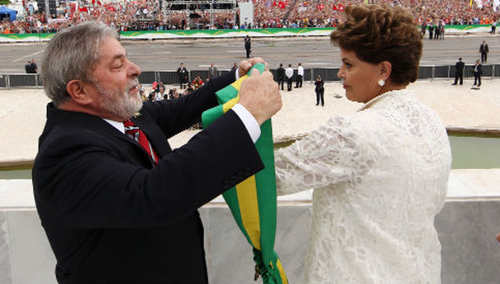 Capa da publicação Lula, Dilma e o fim de um ciclo bombástico