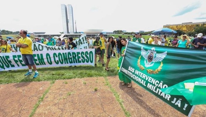 Capa da publicação Guia prático para manifestações democráticas no Estado Democrático de Direito